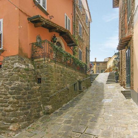 Lovely Home In Montecatini Alto With Kitchen Nievole المظهر الخارجي الصورة
