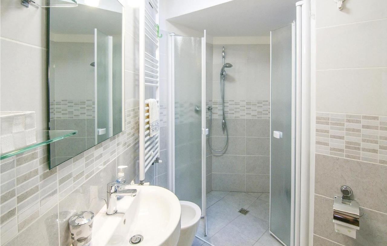 Lovely Home In Montecatini Alto With Kitchen Nievole المظهر الخارجي الصورة